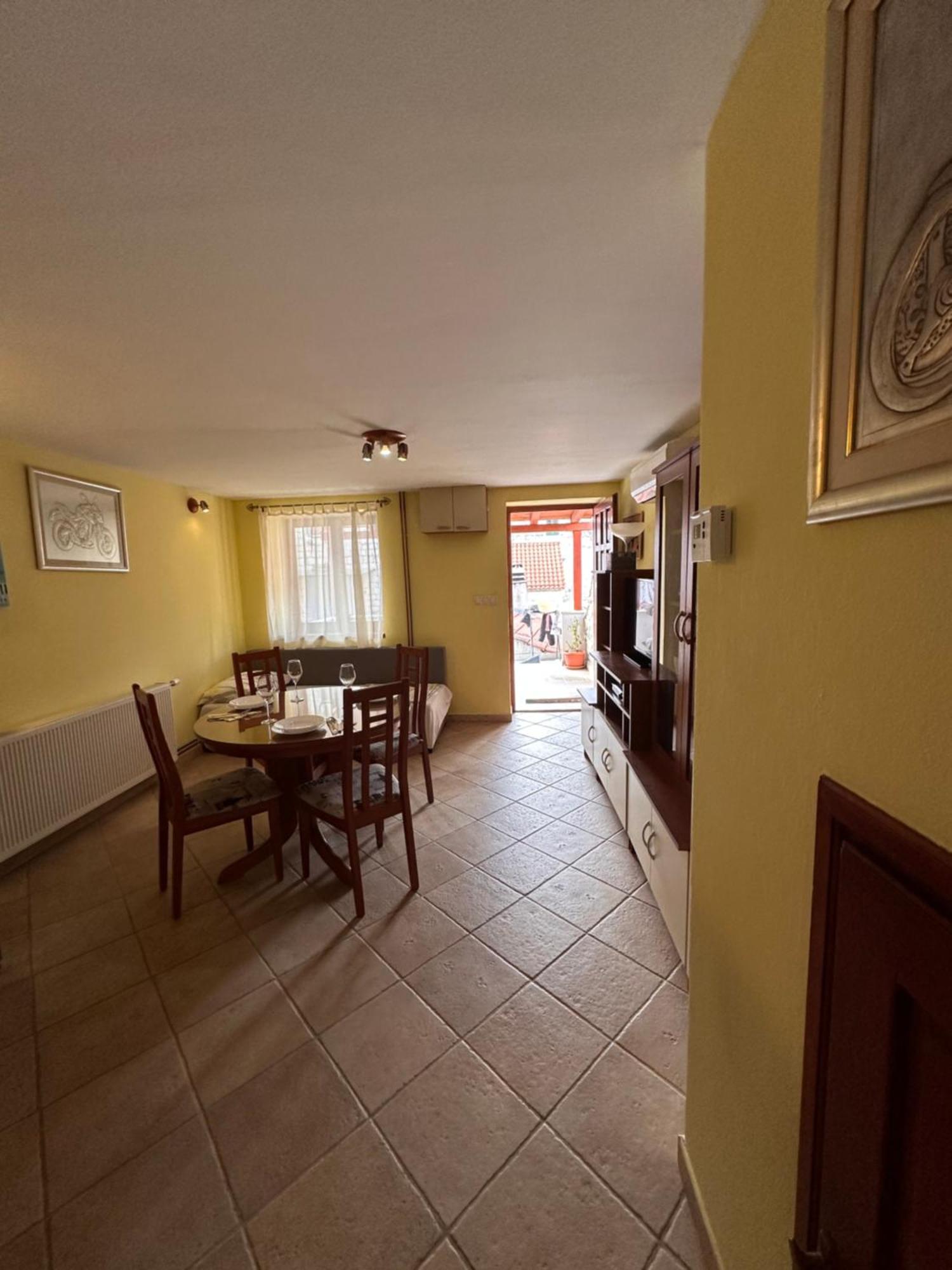 Apartman Lana Kastela Dış mekan fotoğraf